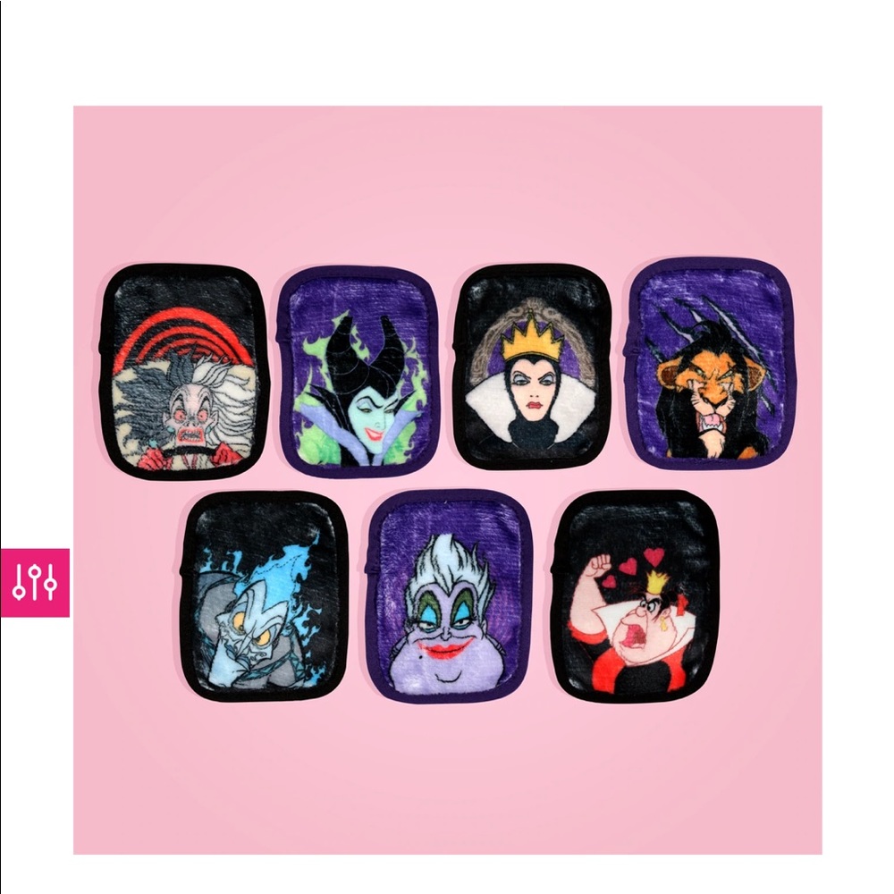 Makeup eraser villains set